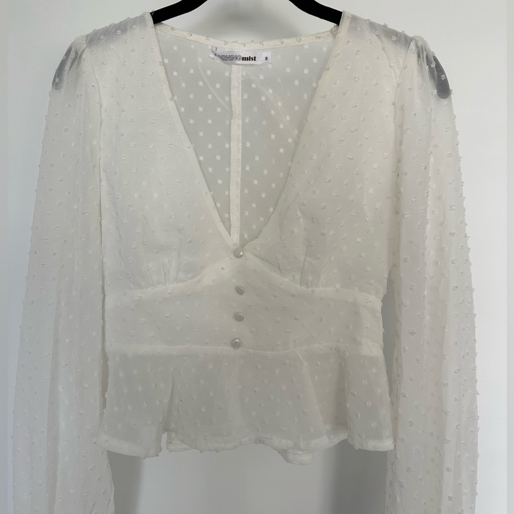 Stunning white cropped sheer back blouse size medium